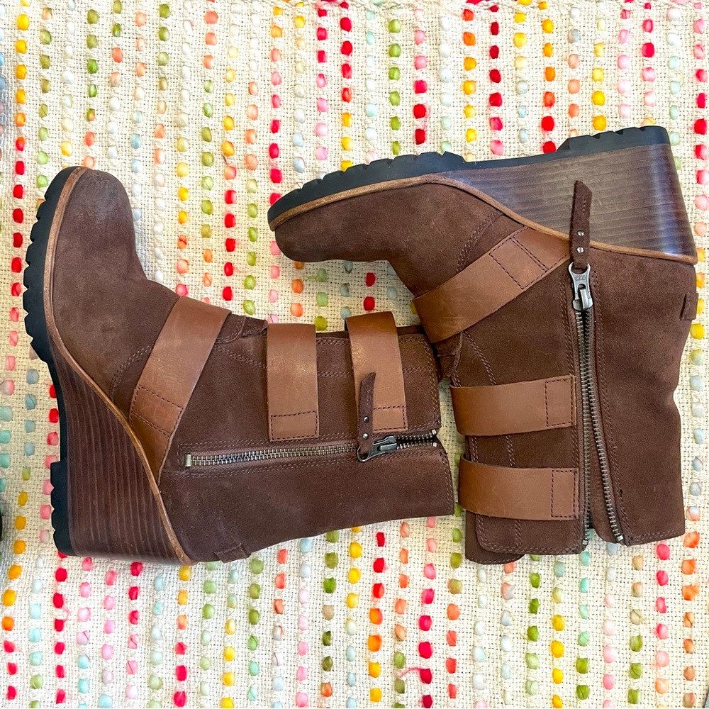 Sorel After Hours Suede Boots